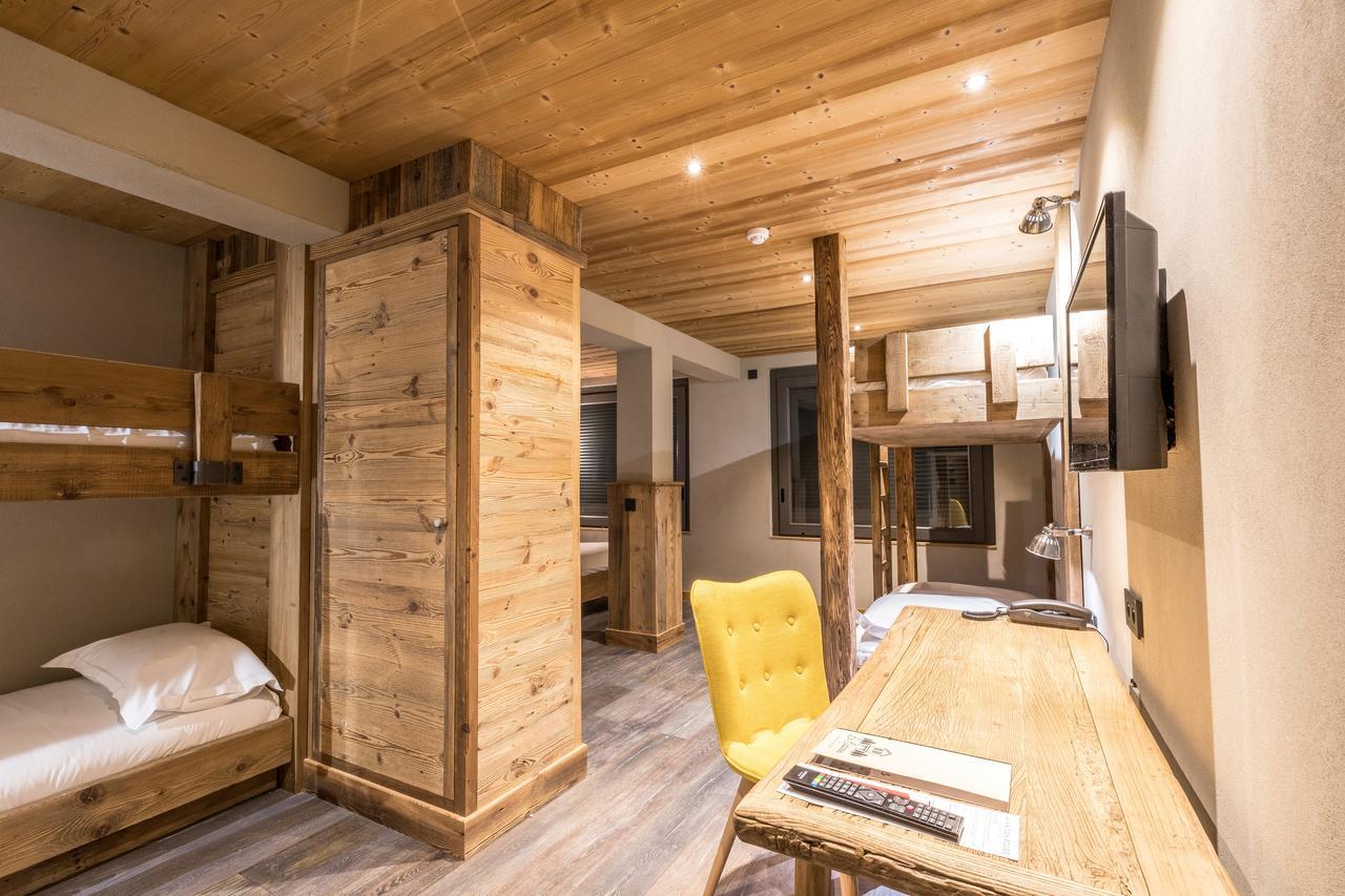 Les Cabanes De La Maison Rouge FRENCH ALPS Eksteriør billede