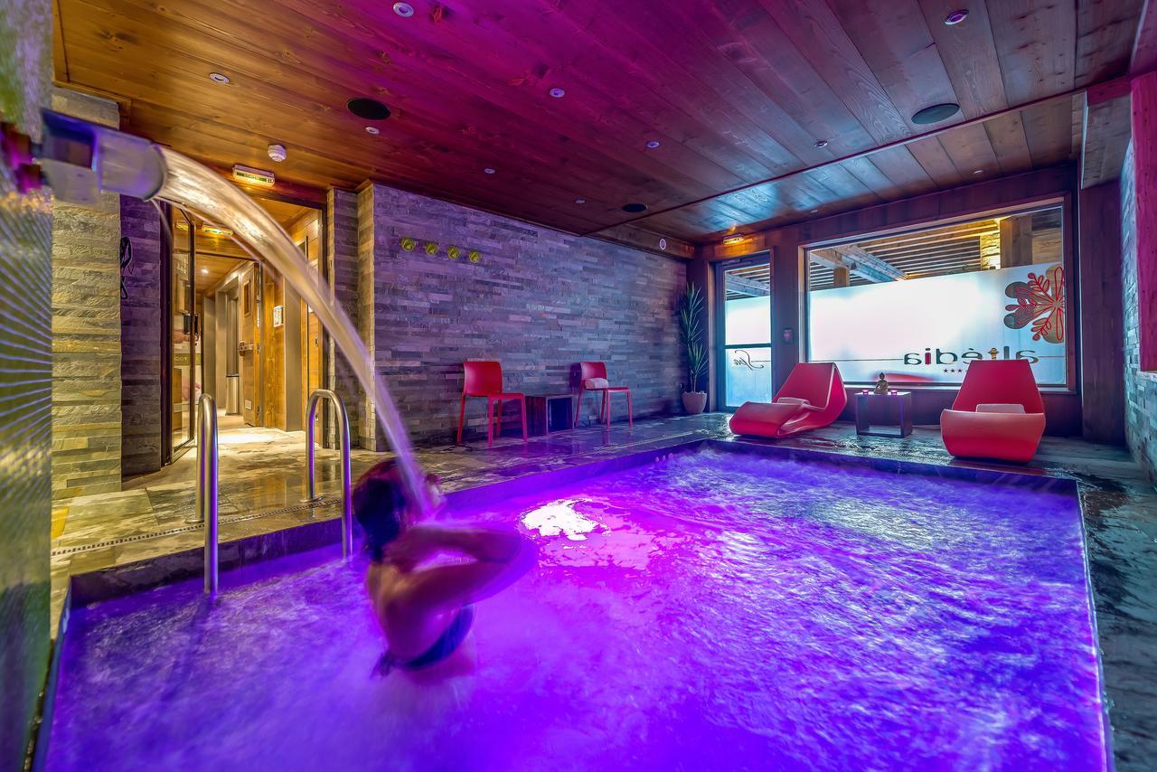 Les Cabanes De La Maison Rouge FRENCH ALPS Eksteriør billede